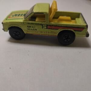 Hot Wheels 1:64 VTG 1982 S-10 Pickup Mean Green Color Changer Blackwall HW3